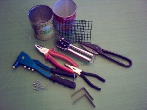 Werkzeug und Teile